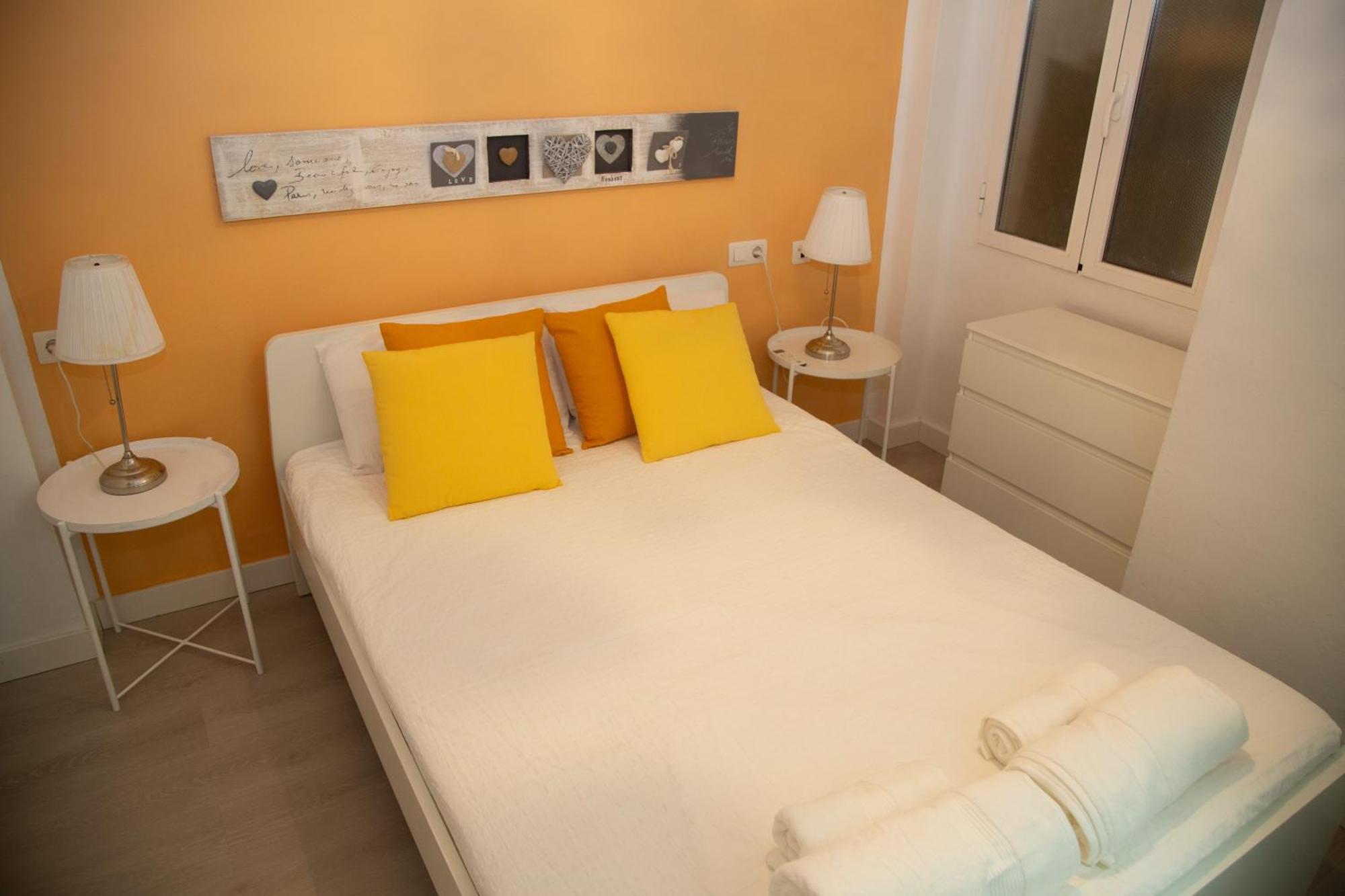 Apartamento En La Merced Малага Экстерьер фото